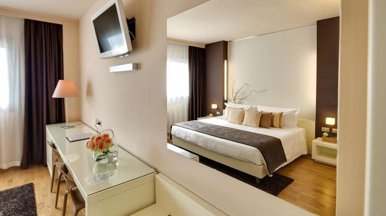 <b>Best Western Plus Leone Di Messapia Htl Room</b>. Images powered by <a href="https://iceportal.shijigroup.com/" title="IcePortal" target="_blank">IcePortal</a>.