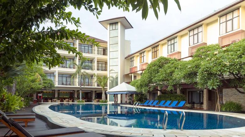 <b>Best Western Resort Kuta Pool</b>. Images powered by <a href="https://iceportal.shijigroup.com/" title="IcePortal" target="_blank">IcePortal</a>.