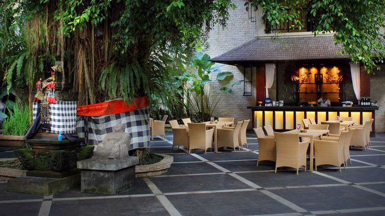 <b>Best Western Resort Kuta Restaurant</b>. Images powered by <a href="https://iceportal.shijigroup.com/" title="IcePortal" target="_blank">IcePortal</a>.