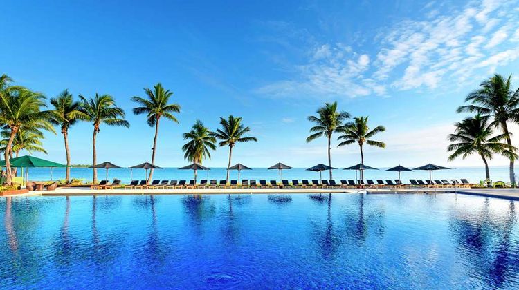 Hilton Fiji Beach Resort and Spa Pool