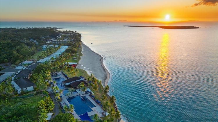 Hilton Fiji Beach Resort and Spa Exterior
