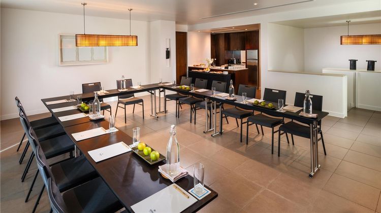 Hilton Fiji Beach Resort and Spa Meeting