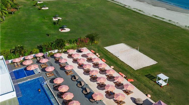 Hilton Fiji Beach Resort and Spa Beach