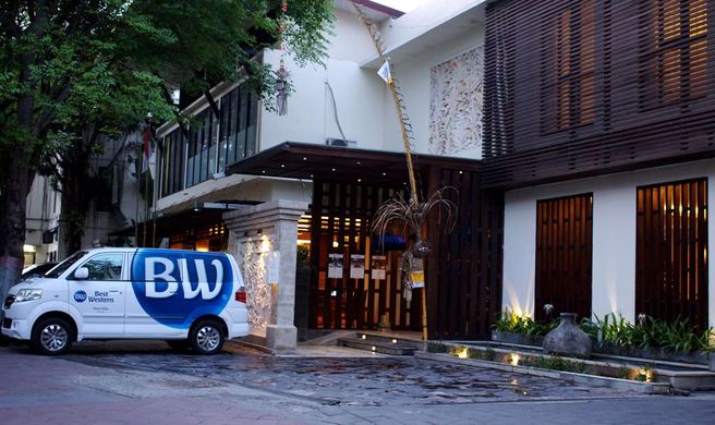 Best Western Kuta Villa Exterior