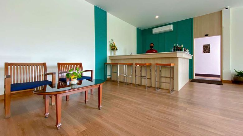 <b>Best Western Phuket Ocean Resort Lobby</b>. Images powered by <a href="https://iceportal.shijigroup.com/" title="IcePortal" target="_blank">IcePortal</a>.