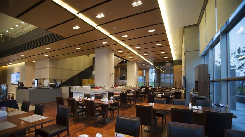 <b>Best Western Gunsan Hotel Restaurant</b>. Images powered by <a href="https://iceportal.shijigroup.com/" title="IcePortal" target="_blank">IcePortal</a>.