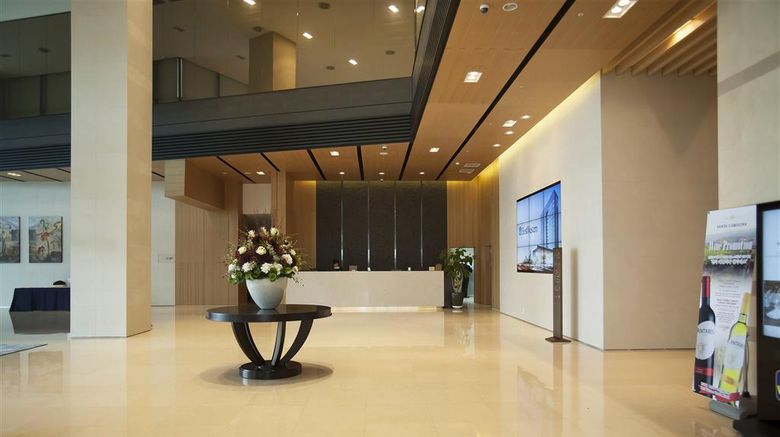 <b>Best Western Gunsan Hotel Lobby</b>. Images powered by <a href="https://iceportal.shijigroup.com/" title="IcePortal" target="_blank">IcePortal</a>.