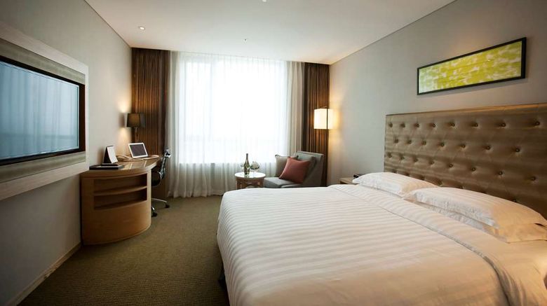 <b>Best Western Gunsan Hotel Room</b>. Images powered by <a href="https://iceportal.shijigroup.com/" title="IcePortal" target="_blank">IcePortal</a>.