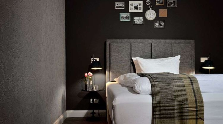 SYTE Hotel Mannheim Room