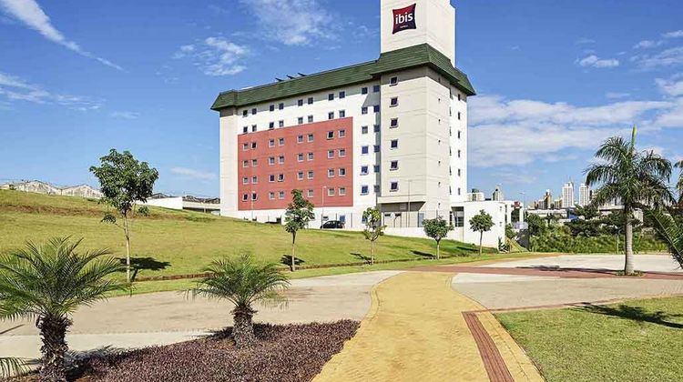 Ibis Londrina Exterior