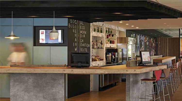 Ibis Londrina Exterior
