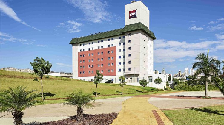 Ibis Londrina Exterior