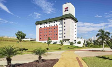 Ibis Londrina