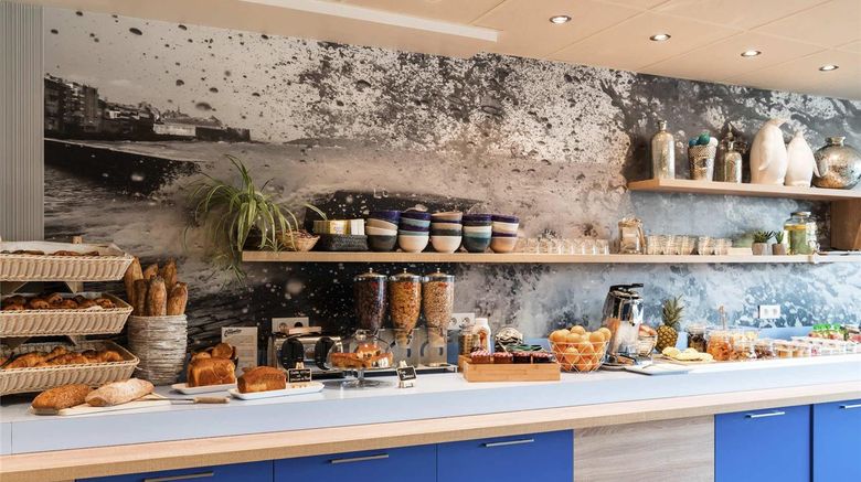 <b>ibis Styles Saint Malo Port Restaurant</b>. Images powered by <a href="https://iceportal.shijigroup.com/" title="IcePortal" target="_blank">IcePortal</a>.