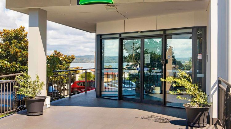 ibis Styles The Entrance Exterior