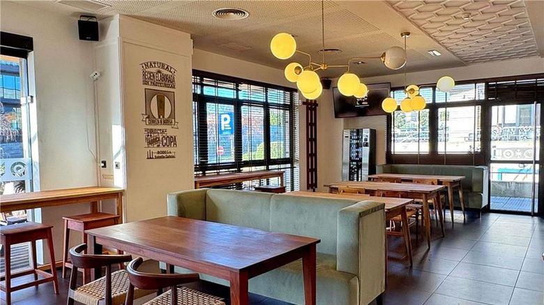 <b>Hotel ibis Styles A Coruna Restaurant</b>. Images powered by <a href="https://iceportal.shijigroup.com/" title="IcePortal" target="_blank">IcePortal</a>.
