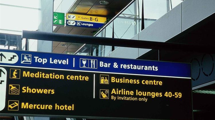 Mercure Hotel Schiphol Terminal Exterior