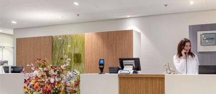 Mercure Hotel Schiphol Terminal Exterior