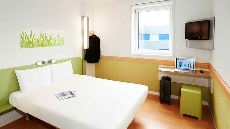 Ibis Budget Chatellerault Room