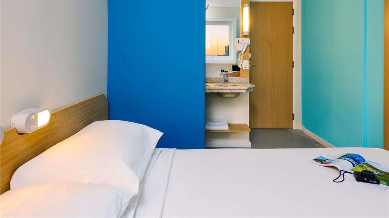<b>Ibis Budget Porto Alegre Room</b>. Images powered by <a href="https://iceportal.shijigroup.com/" title="IcePortal" target="_blank">IcePortal</a>.