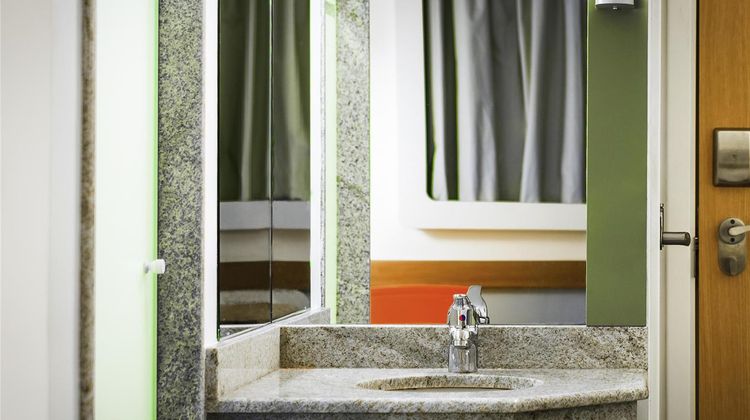 Ibis Budget Porto Alegre Room