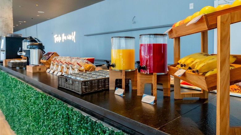 <b>Ibis Budget Porto Alegre Restaurant</b>. Images powered by <a href="https://iceportal.shijigroup.com/" title="IcePortal" target="_blank">IcePortal</a>.