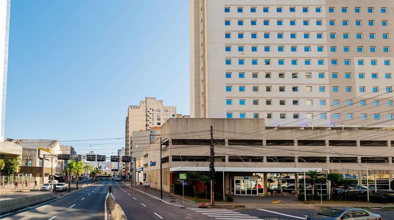 <b>Ibis Budget Porto Alegre Exterior</b>. Images powered by <a href="https://iceportal.shijigroup.com/" title="IcePortal" target="_blank">IcePortal</a>.