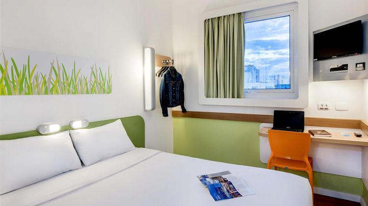 Ibis Budget Porto Alegre Room