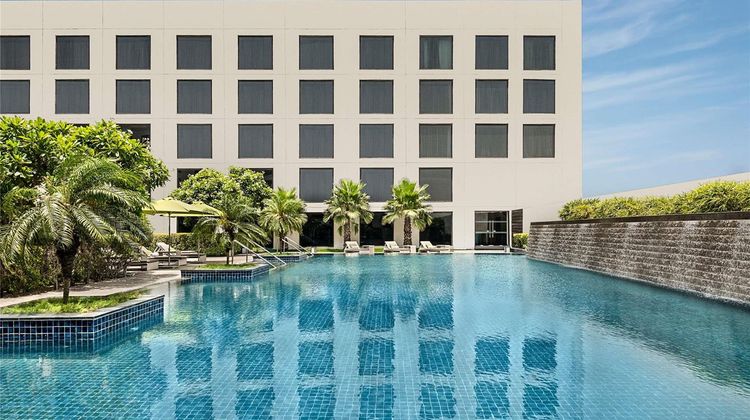 Novotel New Delhi Aerocity Pool
