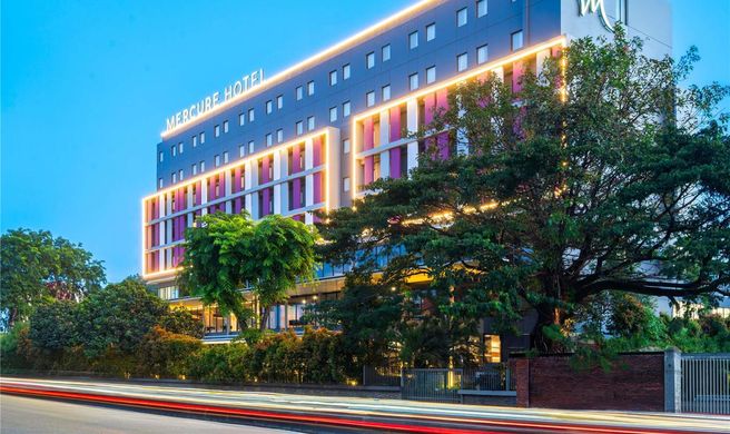 Mercure Jakarta Grogol Exterior