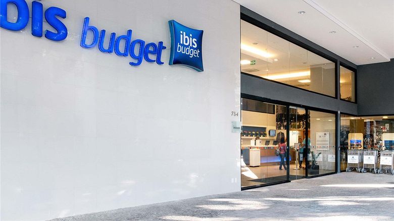 <b>Ibis Budget Belo Horizonte Alfonso Pena Exterior</b>. Images powered by <a href="https://iceportal.shijigroup.com/" title="IcePortal" target="_blank">IcePortal</a>.