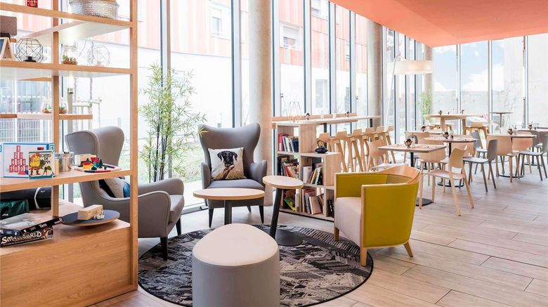 <b>Aparthotel Adagio Access Paris MassyGare Exterior</b>. Images powered by <a href="https://iceportal.shijigroup.com/" title="IcePortal" target="_blank">IcePortal</a>.