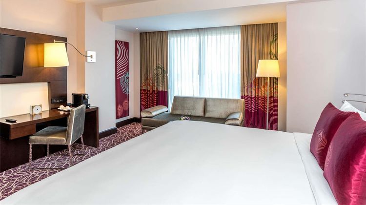 Novotel Yangon Max Suite