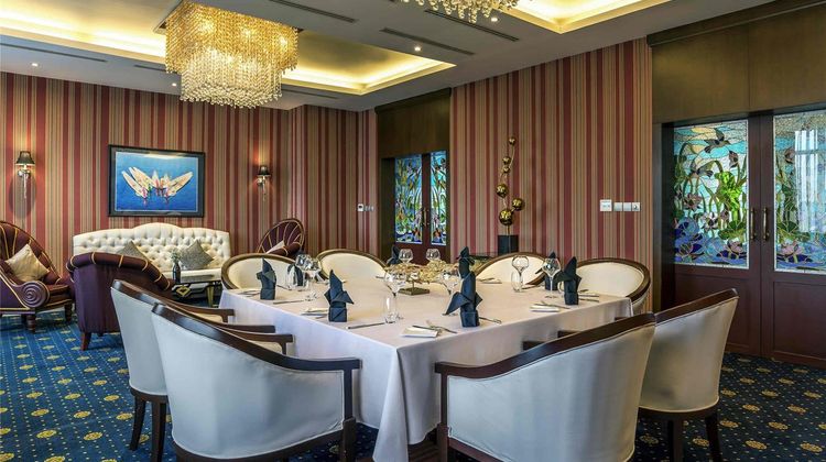 Novotel Yangon Max Restaurant