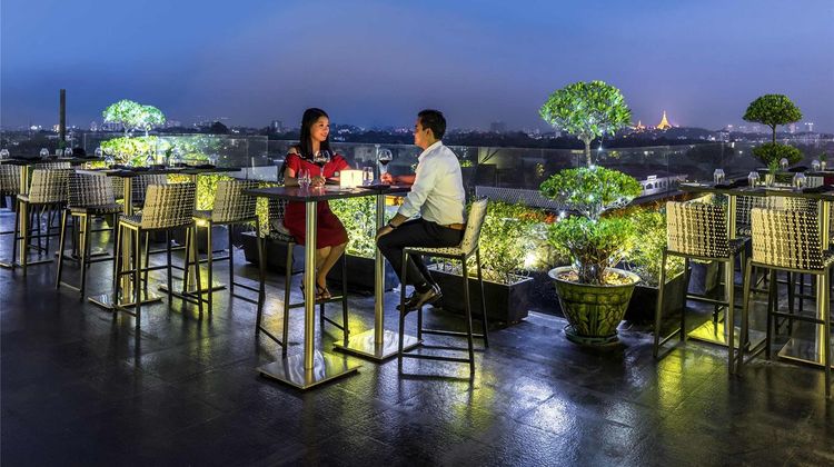 Novotel Yangon Max Restaurant