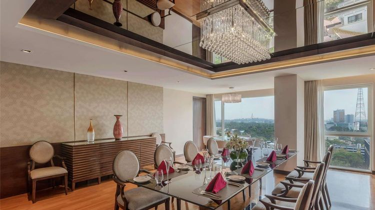 Novotel Yangon Max Room
