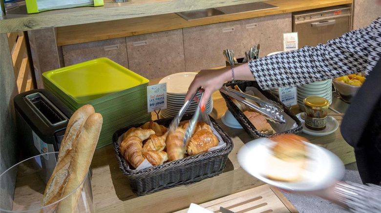 <b>Ibis Budget Brignoles Provence Restaurant</b>. Images powered by <a href="https://iceportal.shijigroup.com/" title="IcePortal" target="_blank">IcePortal</a>.
