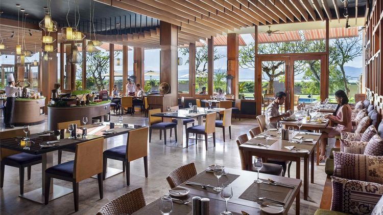 Novotel Inle Lake Myat Min Restaurant