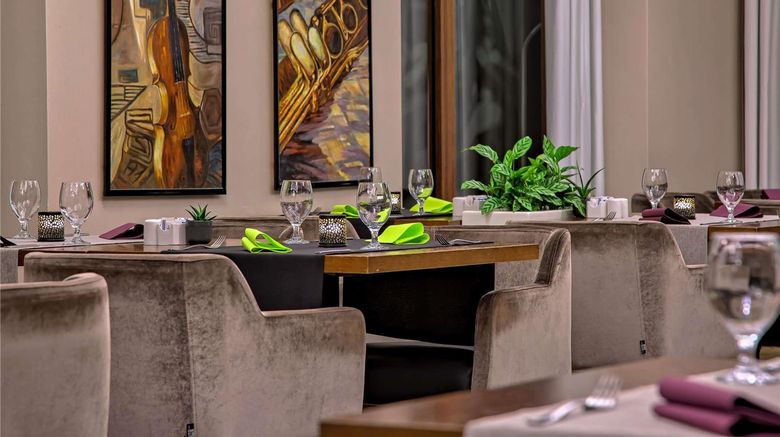 <b>Mercure Bydgoszcz Sepia Restaurant</b>. Images powered by <a href="https://iceportal.shijigroup.com/" title="IcePortal" target="_blank">IcePortal</a>.