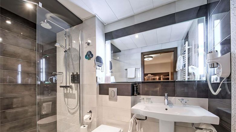 <b>Mercure Bydgoszcz Sepia Room</b>. Images powered by <a href="https://iceportal.shijigroup.com/" title="IcePortal" target="_blank">IcePortal</a>.