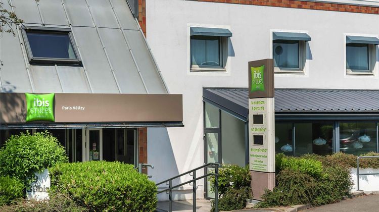 ibis Styles Paris Velizy Exterior