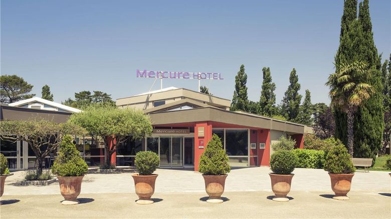 <b>Mercure Orange Centre Exterior</b>. Images powered by <a href="https://iceportal.shijigroup.com/" title="IcePortal" target="_blank">IcePortal</a>.