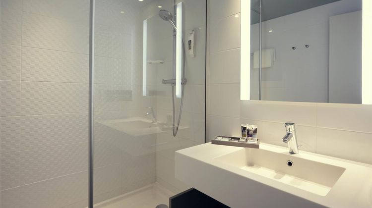 Mercure Orange Centre Room