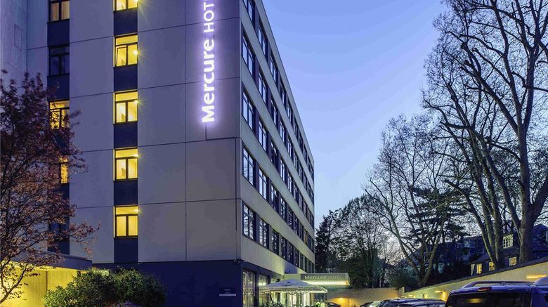 <b>Mercure Hotel Cologne Belfortstrasse Exterior</b>. Images powered by <a href="https://iceportal.shijigroup.com/" title="IcePortal" target="_blank">IcePortal</a>.