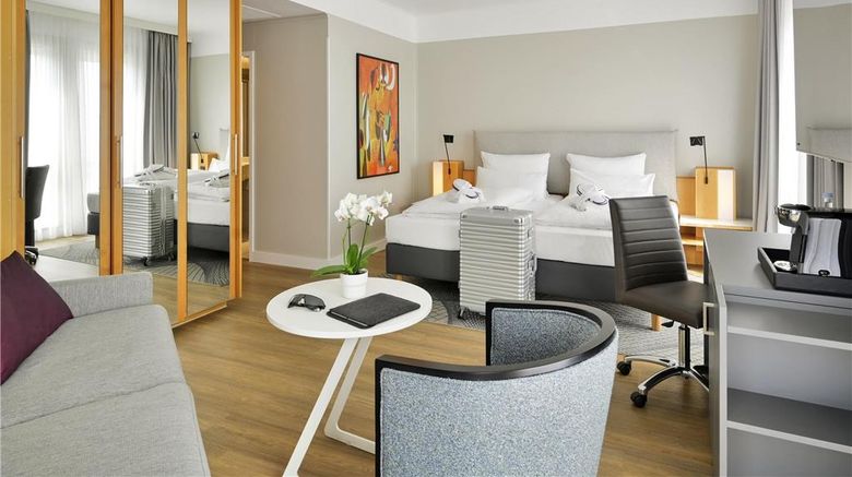 <b>Mercure Hotel Kamen Unna Room</b>. Images powered by <a href="https://iceportal.shijigroup.com/" title="IcePortal" target="_blank">IcePortal</a>.