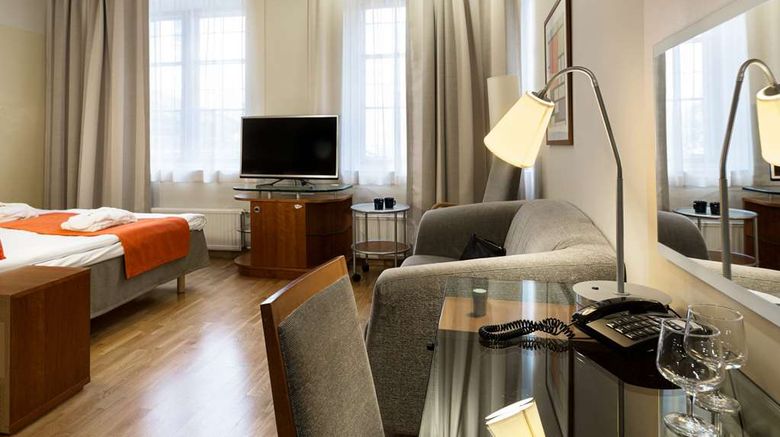<b>Scandic Hotel Plaza Turku Room</b>. Images powered by <a href="https://iceportal.shijigroup.com/" title="IcePortal" target="_blank">IcePortal</a>.