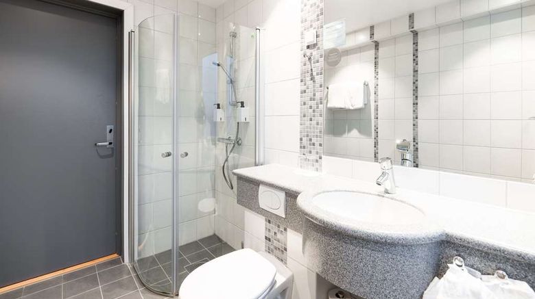 <b>Scandic Hotel Bergen City Room</b>. Images powered by <a href="https://iceportal.shijigroup.com/" title="IcePortal" target="_blank">IcePortal</a>.