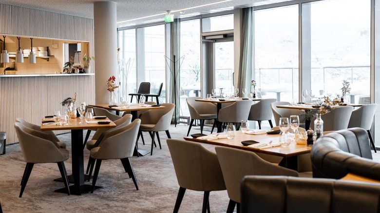 <b>Scandic Ornen Restaurant</b>. Images powered by <a href="https://iceportal.shijigroup.com/" title="IcePortal" target="_blank">IcePortal</a>.