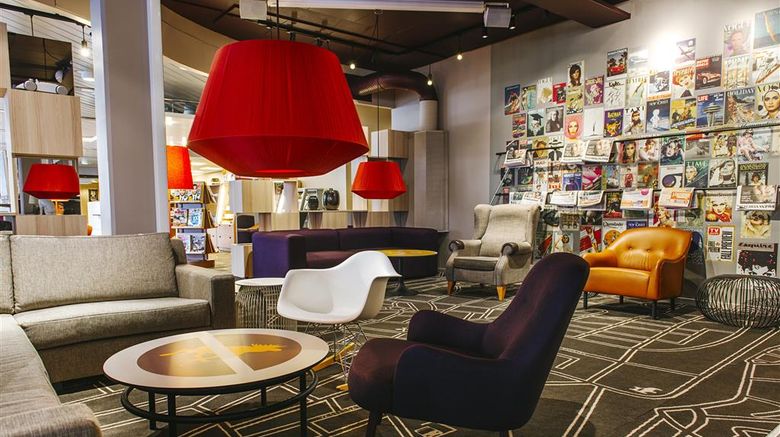<b>Scandic Hotel Helsingborg Lobby</b>. Images powered by <a href="https://iceportal.shijigroup.com/" title="IcePortal" target="_blank">IcePortal</a>.