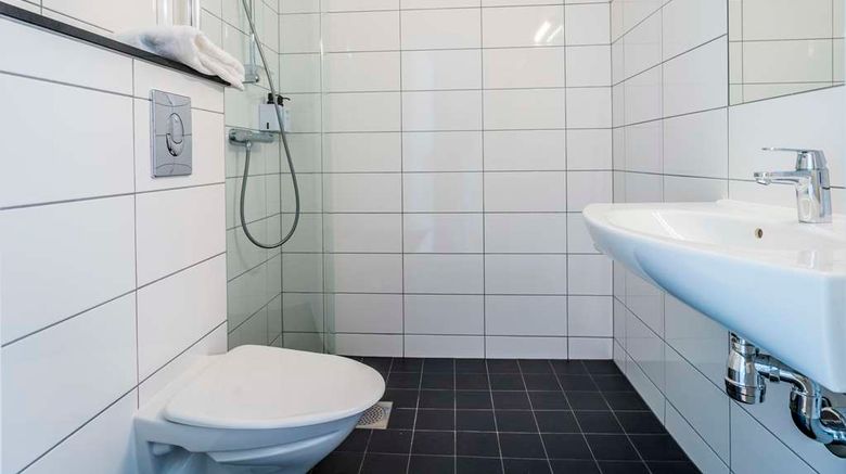 <b>Scandic Hotel Kalmar Vast Room</b>. Images powered by <a href="https://iceportal.shijigroup.com/" title="IcePortal" target="_blank">IcePortal</a>.
